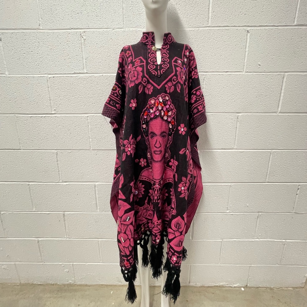 Frida Kohl Poncho embellished ( all sizes) - Picture 3 of 8
